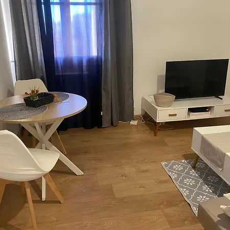 T2 Proche Promenade Des *